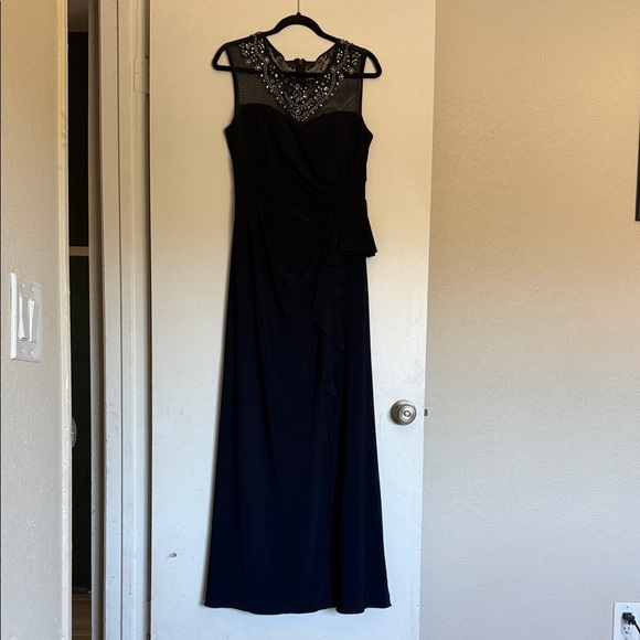 Alex Evenings - Elegant Navy Blue Evening/ Wedding Gown - Picture 2 of 6